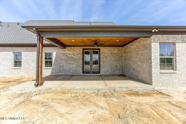 1593 Tributary Drive, Hernando, MS 38632