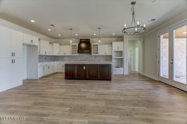 1593 Tributary Drive, Hernando, MS 38632