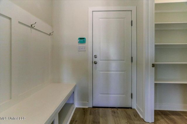 1593 Tributary Drive, Hernando, MS 38632