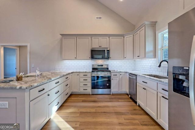 61 Mctyeire Drive, Young Harris, GA 30582