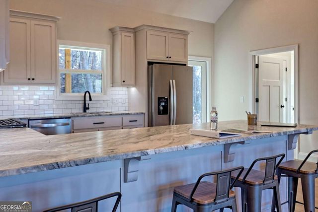 61 Mctyeire Drive, Young Harris, GA 30582