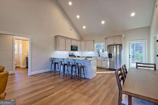 61 Mctyeire Drive, Young Harris, GA 30582