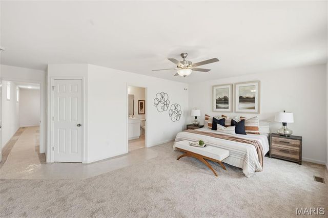 1752 Dyess Street, St Charles, MO 63301