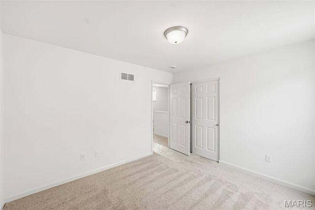 1752 Dyess Street, St Charles, MO 63301