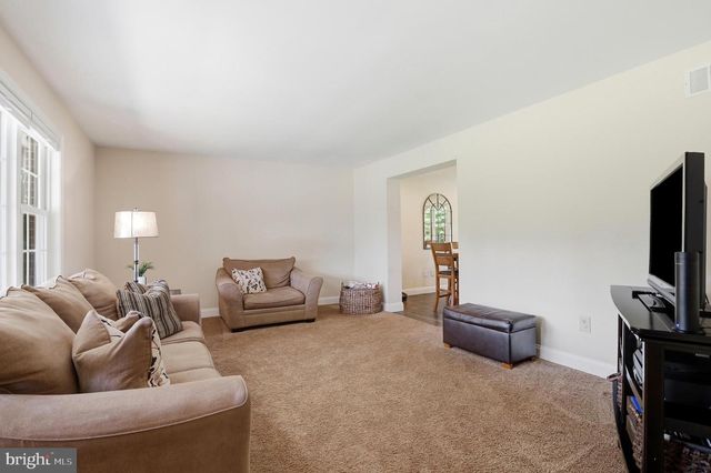 1026 CHURCH RD, East Greenville, PA 18041