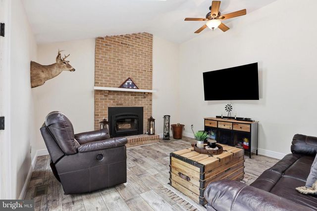 1026 CHURCH RD, East Greenville, PA 18041