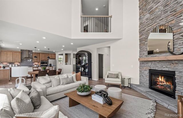 30121 Norway Drive, New Hudson, MI 48165