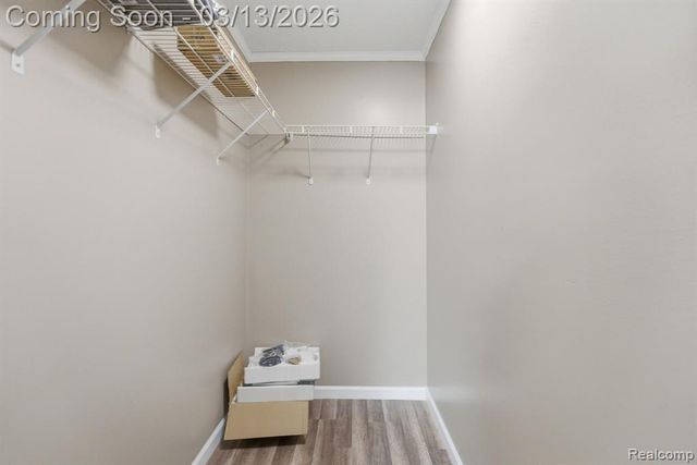 588 Norvell Beach Drive, Brooklyn, MI 49230