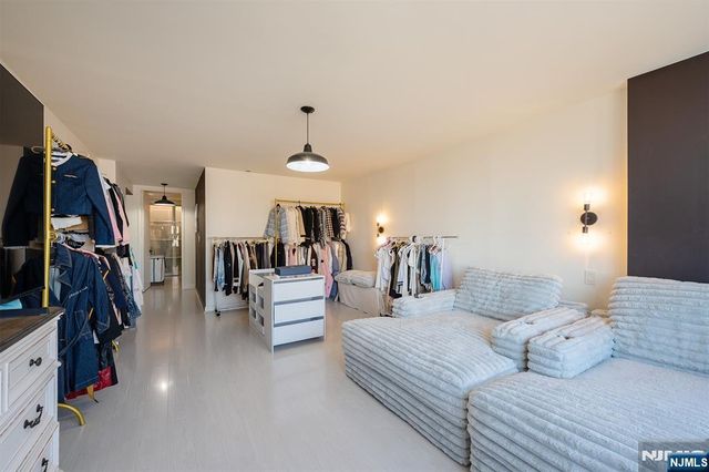 7004 Kennedy Boulevard 22B, West New York, NJ 07093