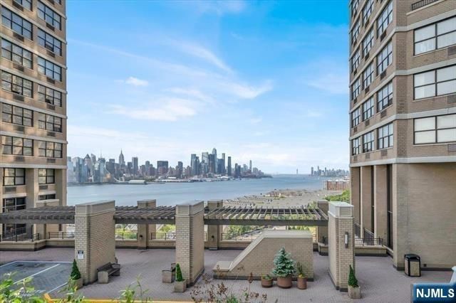 7004 Kennedy Boulevard 22B, West New York, NJ 07093