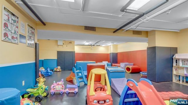 7004 Kennedy Boulevard 22B, West New York, NJ 07093