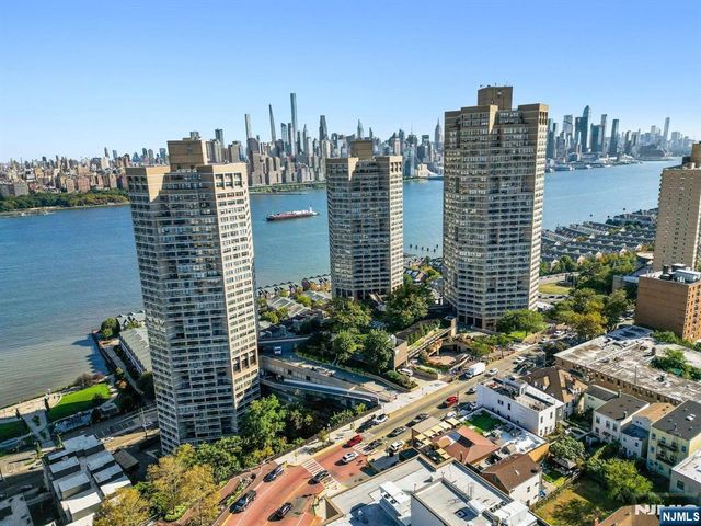 7004 Kennedy Boulevard 22B, West New York, NJ 07093