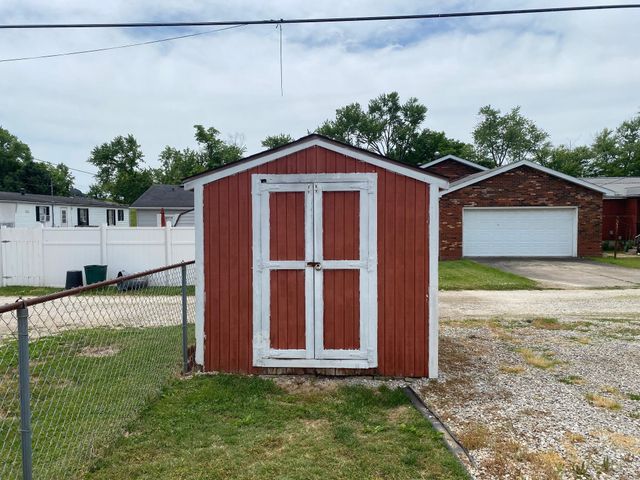 2206 North Second St, Ironton, OH 45638