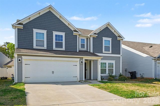 4828 Acorn Forest Lane, Charlotte, NC 28269