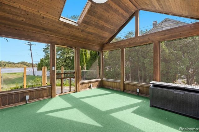 3403 Chickering Lane, Bloomfield Hills, MI 48302