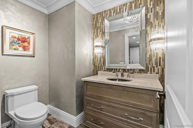 3403 Chickering Lane, Bloomfield Hills, MI 48302