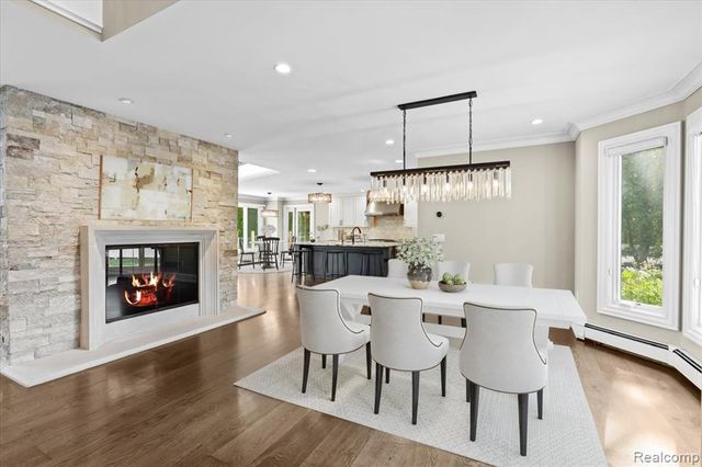 3403 Chickering Lane, Bloomfield Hills, MI 48302