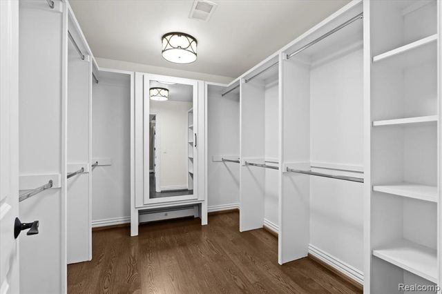 3403 Chickering Lane, Bloomfield Hills, MI 48302