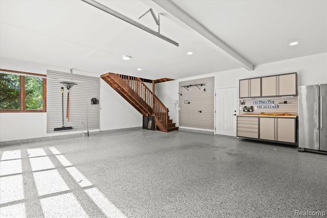 3403 Chickering Lane, Bloomfield Hills, MI 48302