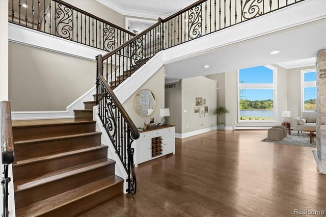 3403 Chickering Lane, Bloomfield Hills, MI 48302