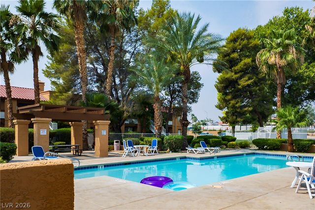 5170 South Jones Boulevard 206, Las Vegas, NV 89118