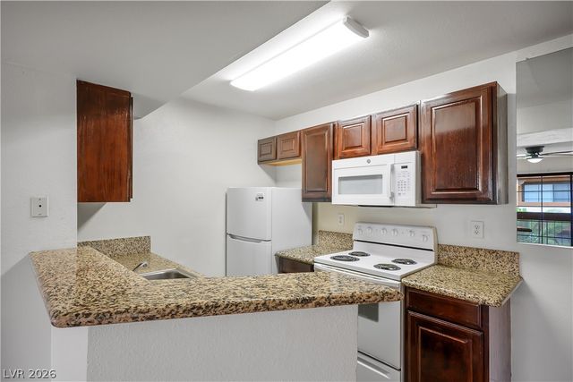 5170 South Jones Boulevard 206, Las Vegas, NV 89118