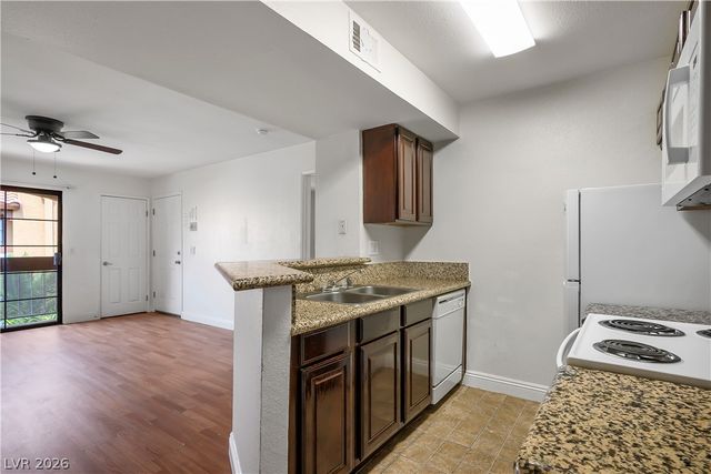 5170 South Jones Boulevard 206, Las Vegas, NV 89118