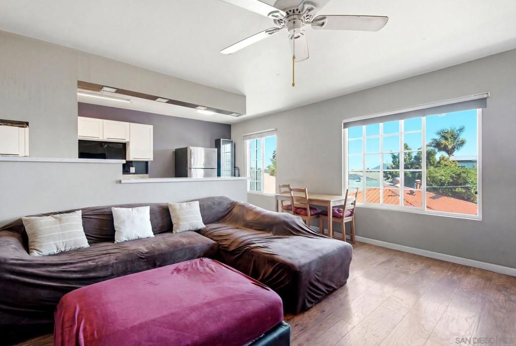 Image 7 of property listing at 3870 37th St 7, San Diego, CA 92105