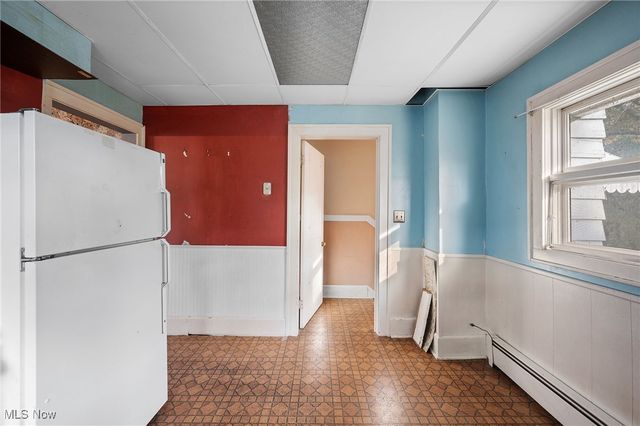 31763 Lake Road, Avon Lake, OH 44012