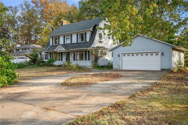 31763 Lake Road, Avon Lake, OH 44012