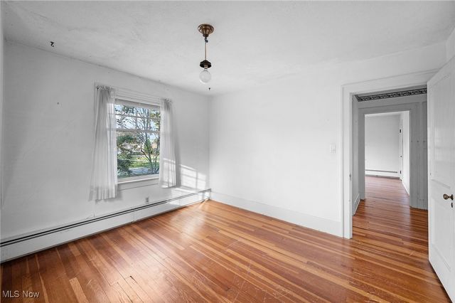 31763 Lake Road, Avon Lake, OH 44012