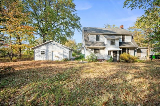 31763 Lake Road, Avon Lake, OH 44012