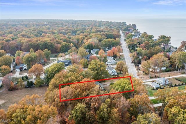 31763 Lake Road, Avon Lake, OH 44012