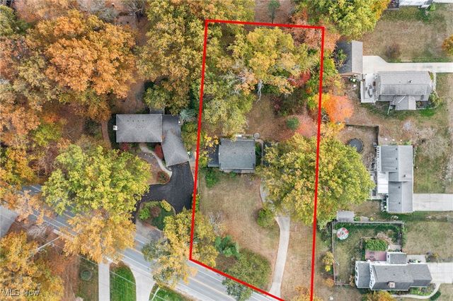 31763 Lake Road, Avon Lake, OH 44012