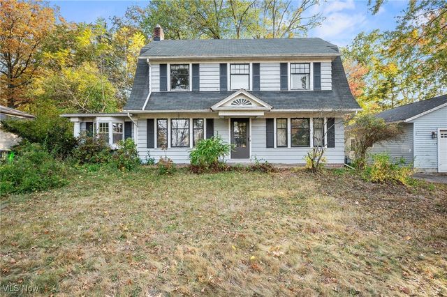 31763 Lake Road, Avon Lake, OH 44012