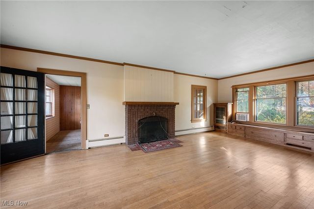 31763 Lake Road, Avon Lake, OH 44012