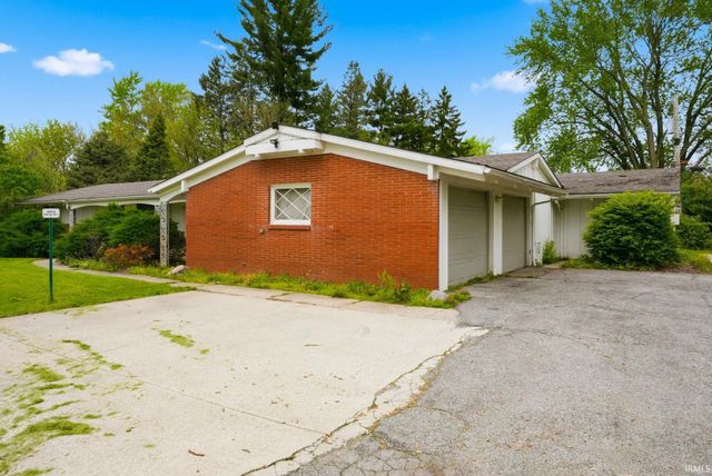 4911-4913 Lake Avenue, Fort Wayne, IN 46815