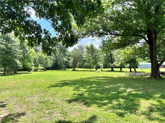2025 S Dixieland Road, Rogers, AR 72758