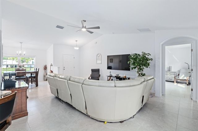 4 WESTBURY PLACE, Palm Coast, FL 32164