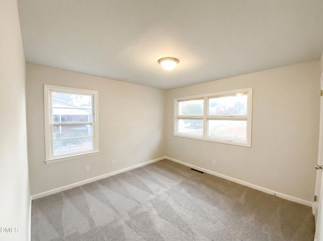 2602 Crestline Avenue, Raleigh, NC 27603