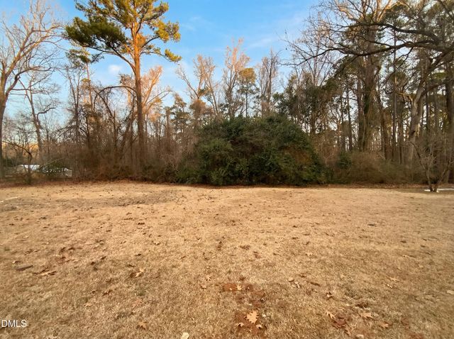 2602 Crestline Avenue, Raleigh, NC 27603