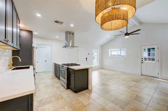11421 PTARMIGAN DR, Austin, TX 78758
