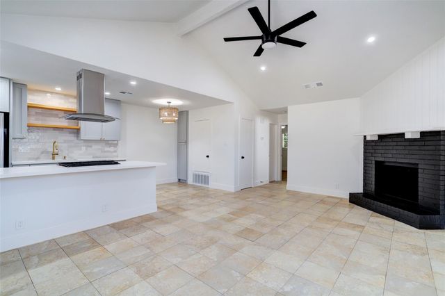 11421 PTARMIGAN DR, Austin, TX 78758