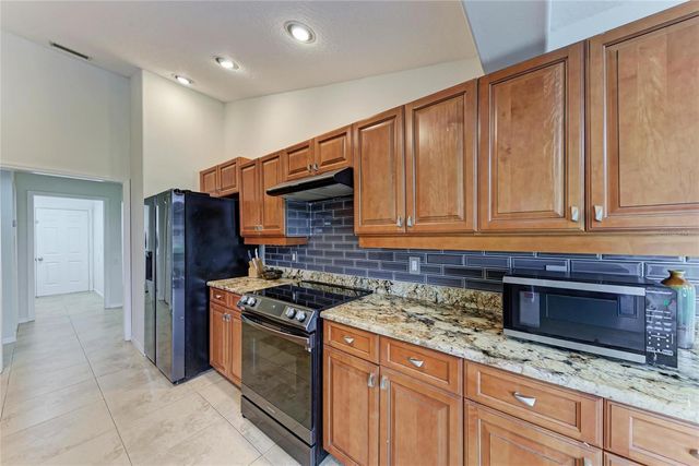 4906 PERIDIA BOULEVARD E, Bradenton, FL 34203