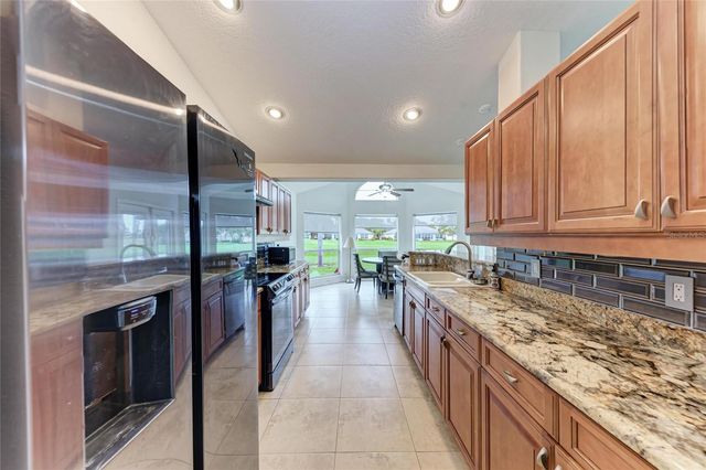 4906 PERIDIA BOULEVARD E, Bradenton, FL 34203