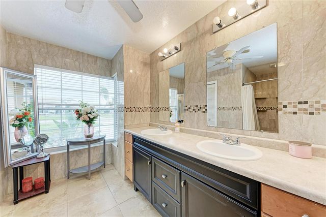 4906 PERIDIA BOULEVARD E, Bradenton, FL 34203