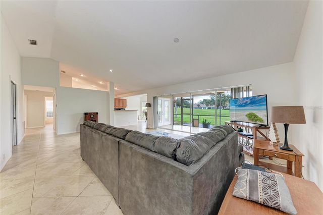 4906 PERIDIA BOULEVARD E, Bradenton, FL 34203