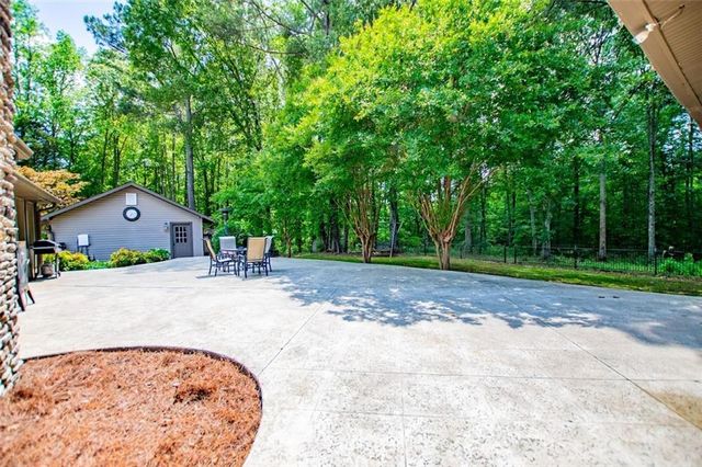 1050 Denton Road, Douglasville, GA 30134