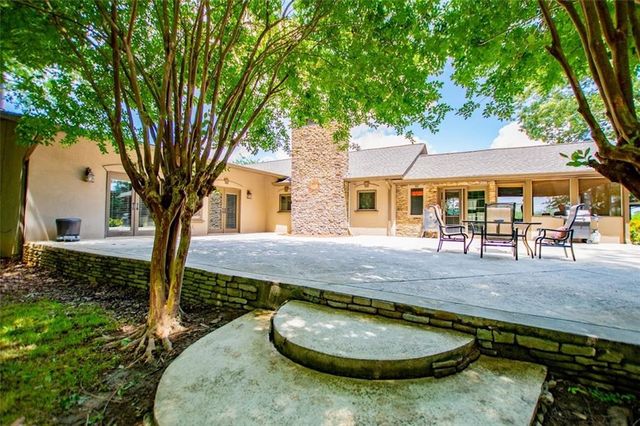 1050 Denton Road, Douglasville, GA 30134