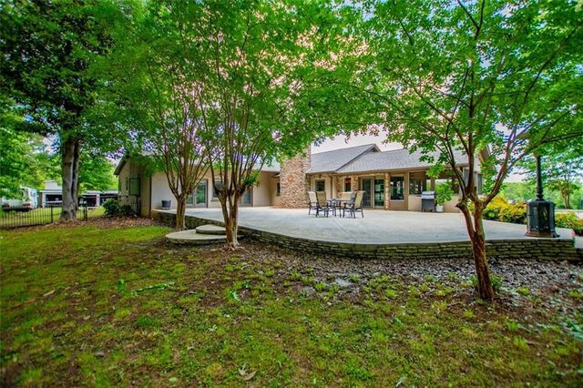 1050 Denton Road, Douglasville, GA 30134